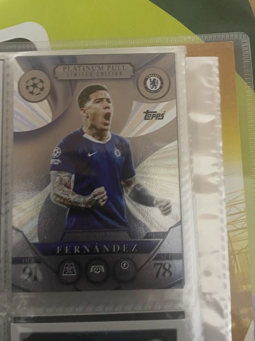 Topps и Panini футболни карти