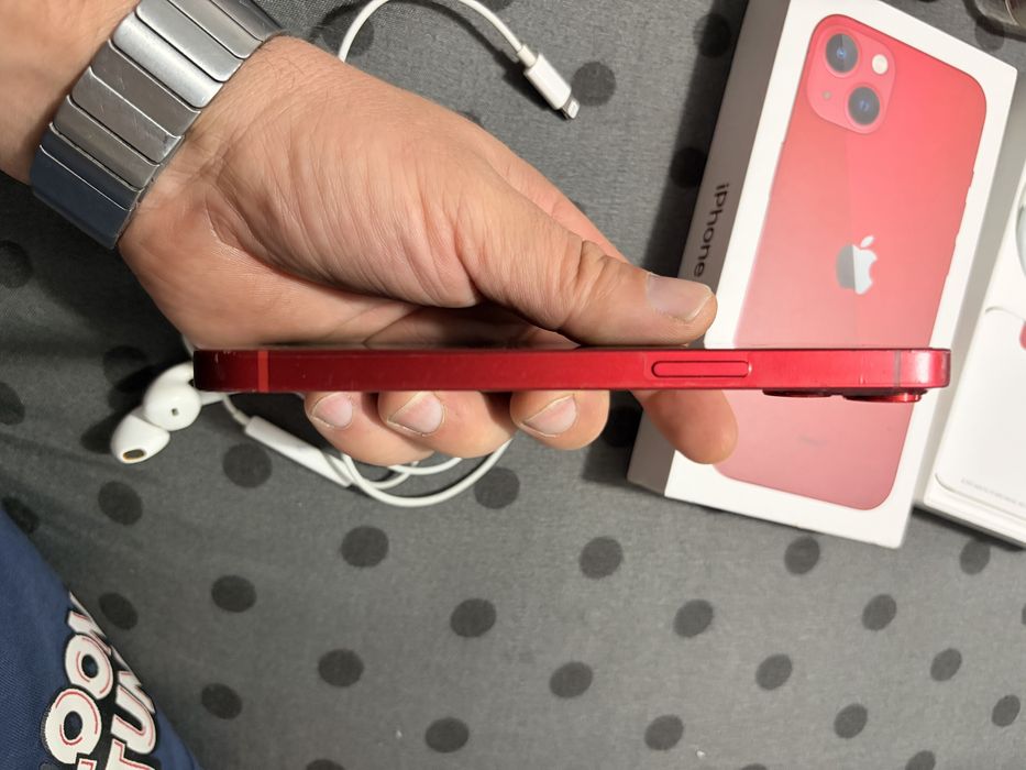 Vand    Iphone   13