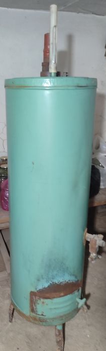 Продаётся газовый котёл АГВ 80