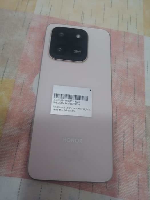Honor X7d златист на 6 месеца гаранция до 12.2027