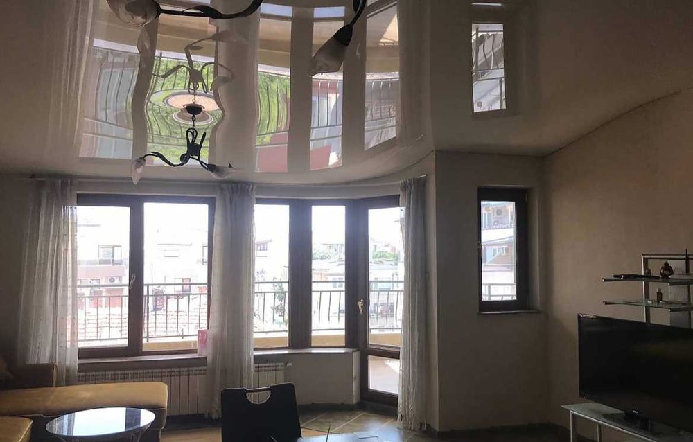 Дава се под наем Многостаен апартамент в Бургас, Център - 150 кв.м за 280.5 € - Снимка #12