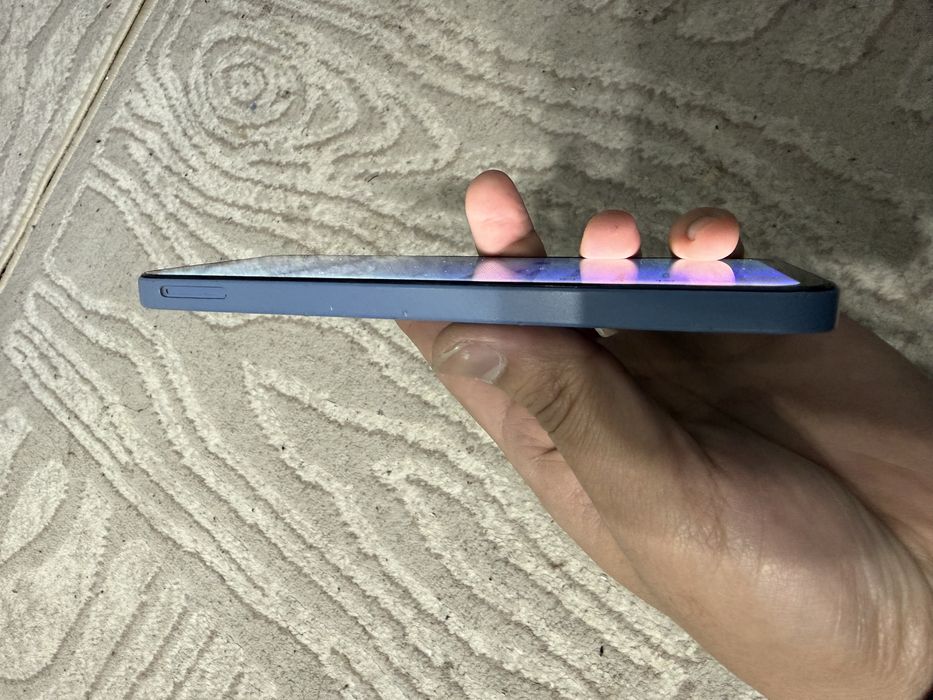 Samsung A15 holati yaxshi pamiti 128Gb ekrani orginal