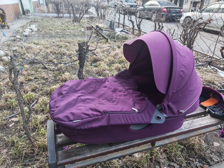 Коляска 3 в 1 STOKKE