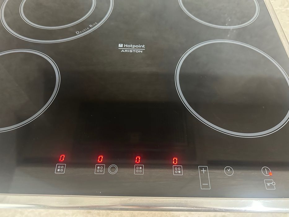 Plită electrică ariston