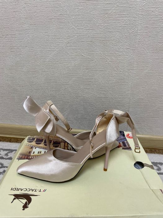 Продам туфли новые!