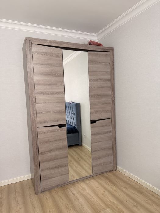 Продам шкаф для спальни