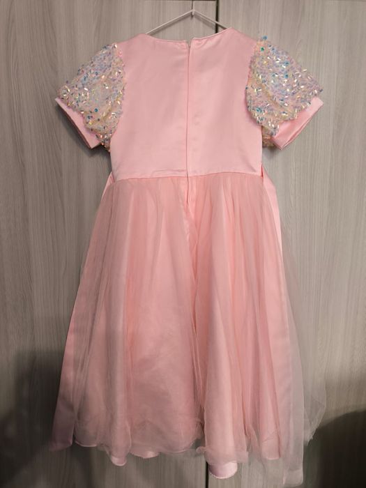 Платья для девочек