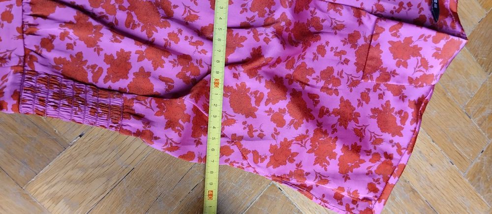 Zara mini Dress red and pink printed
