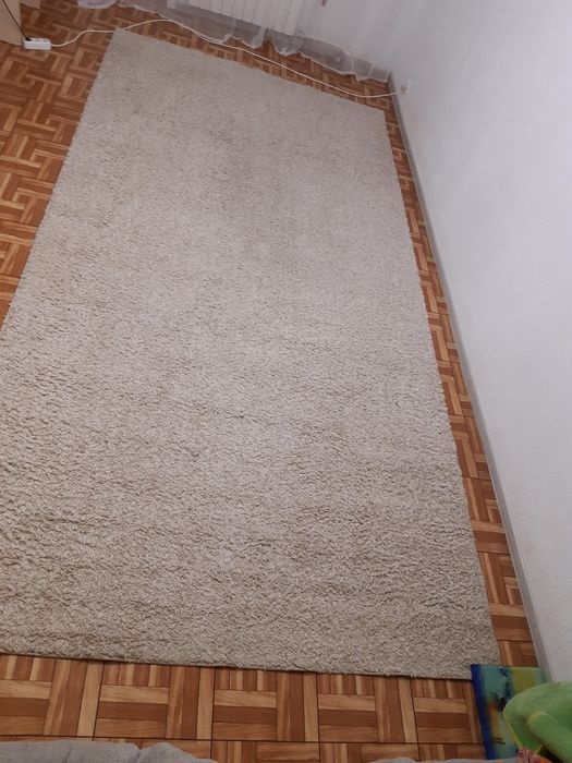 Продам ковер с ворсом