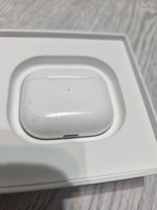 Apple airpods 3 albe