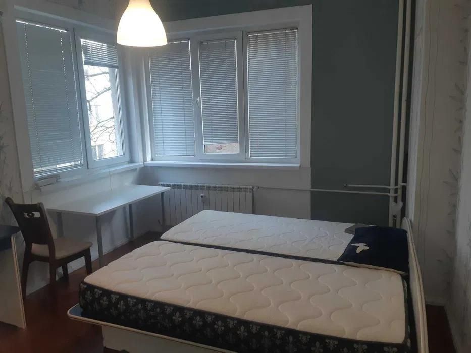 Дава се под наем Тристаен апартамент в София, Център - 100 кв.м за 750 € - Снимка #6