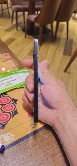 Iphone 16 pro max 256 sim+esim xolati yaxshi karobka dokument bor