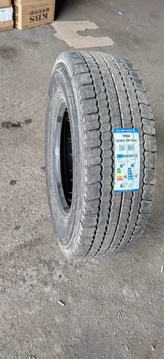 285/70R19.5 TRD02 TRIANGIE