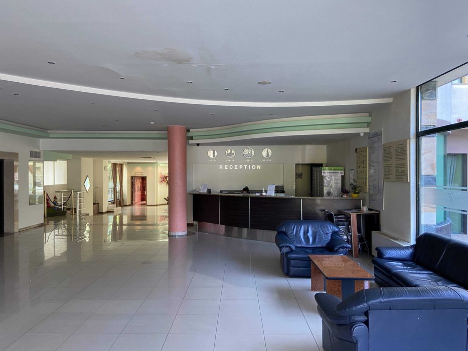 Дава се под наем Едностаен апартамент в к.к. Св.Св. Константин и Елена - 35 кв.м за 357 € - Снимка #13