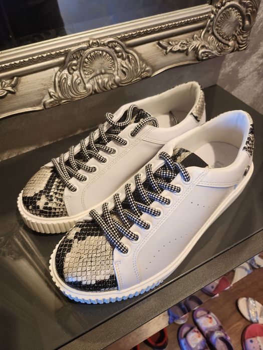 Дамски сникърси LiuJo 36н. Нови