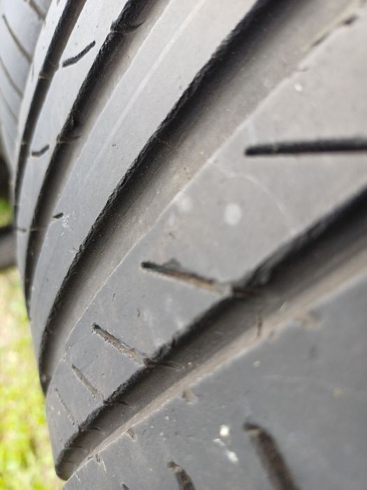 Vand 4 anvelope de vara 225 45 r17 CONTINENTAL și KUMHO foarte bune