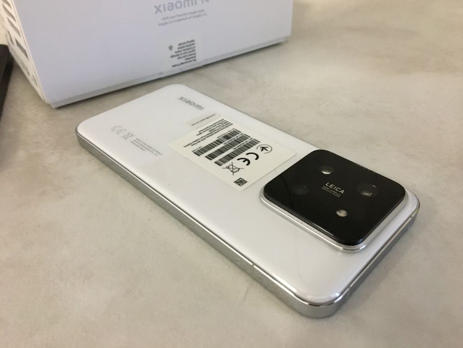 Xiaomi 14 12+8 GB рам  512GB ROM пълен комплект