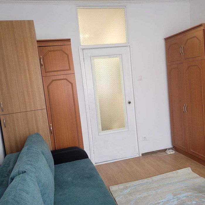 Vând cameră de camin in Tractorul,Brașov