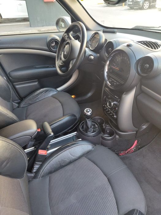 Mini Cooper Countryman D ALL4 București