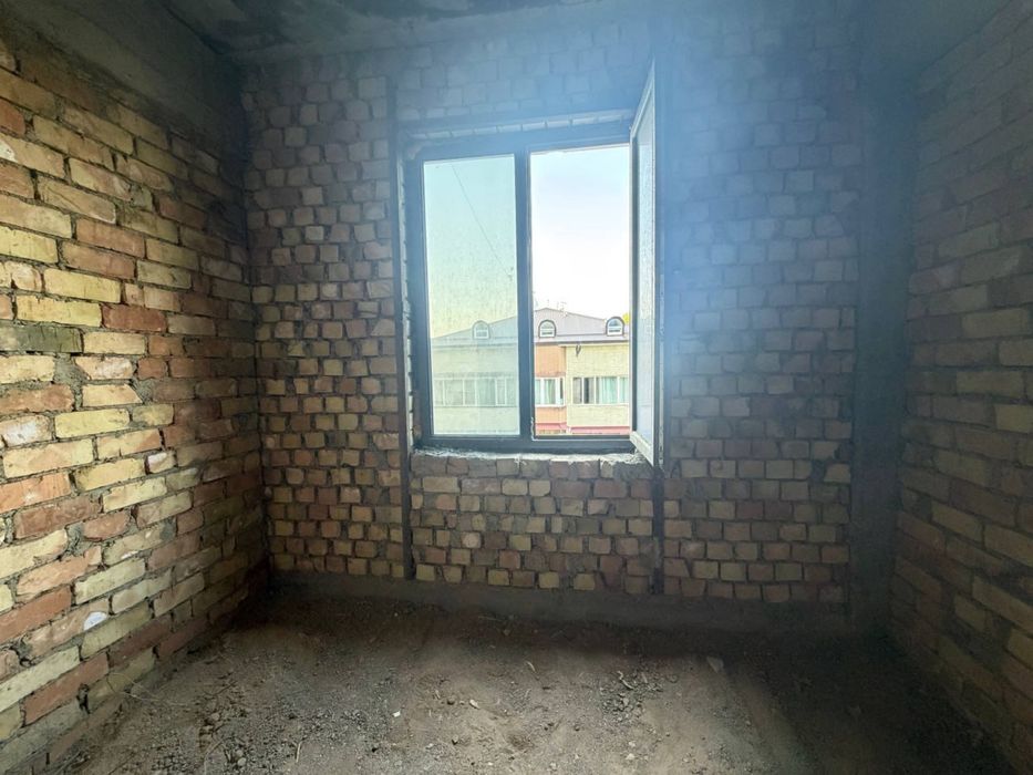 Продается 2х комнатная квартира коробка