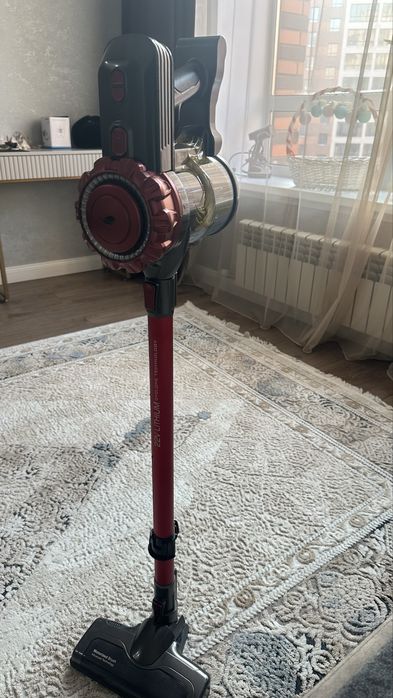 Продам беспроводной пылесос