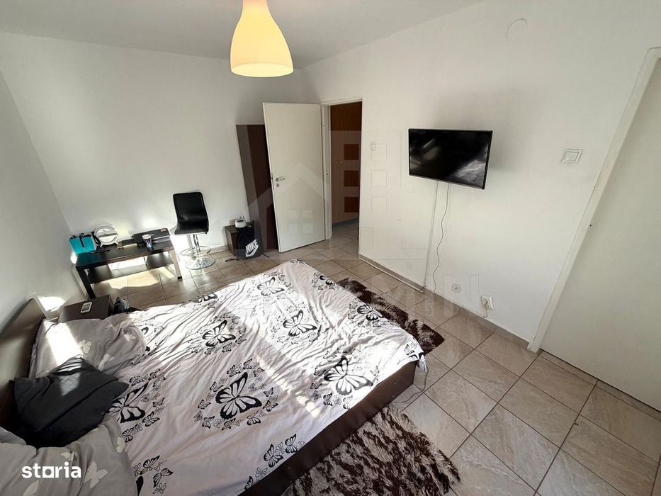 Garsoniera renovata integral la etajul 1 in Rovine - Frigorifer 27mp