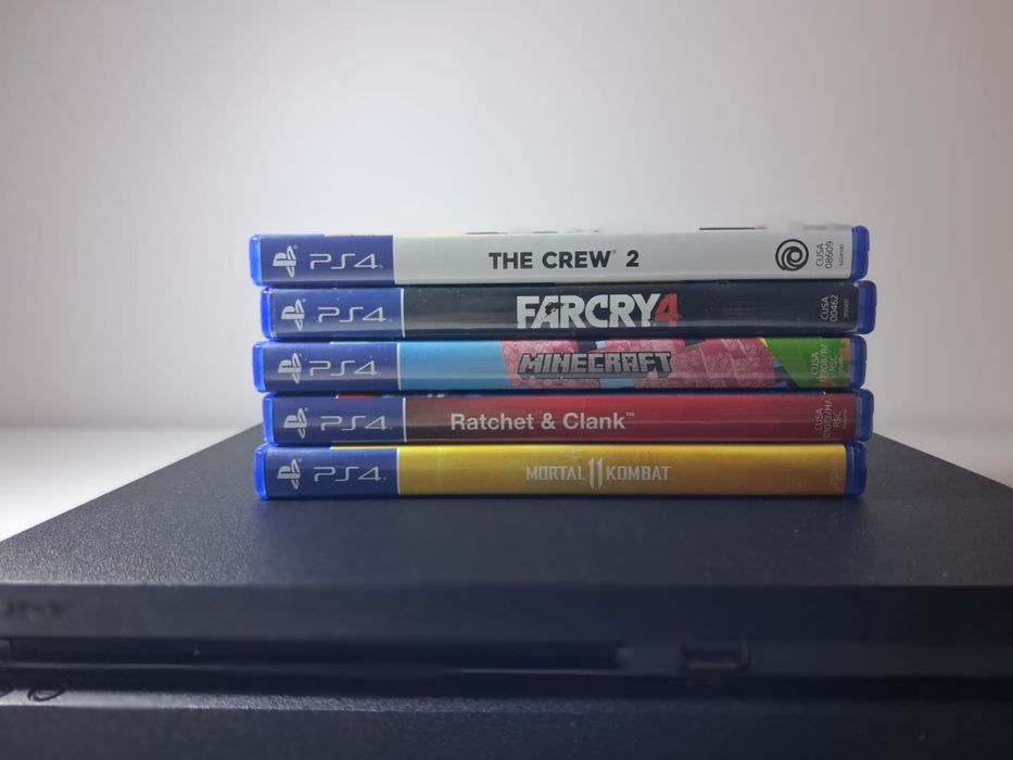 Продам Sony PlayStatsion 4 slim 512 гб