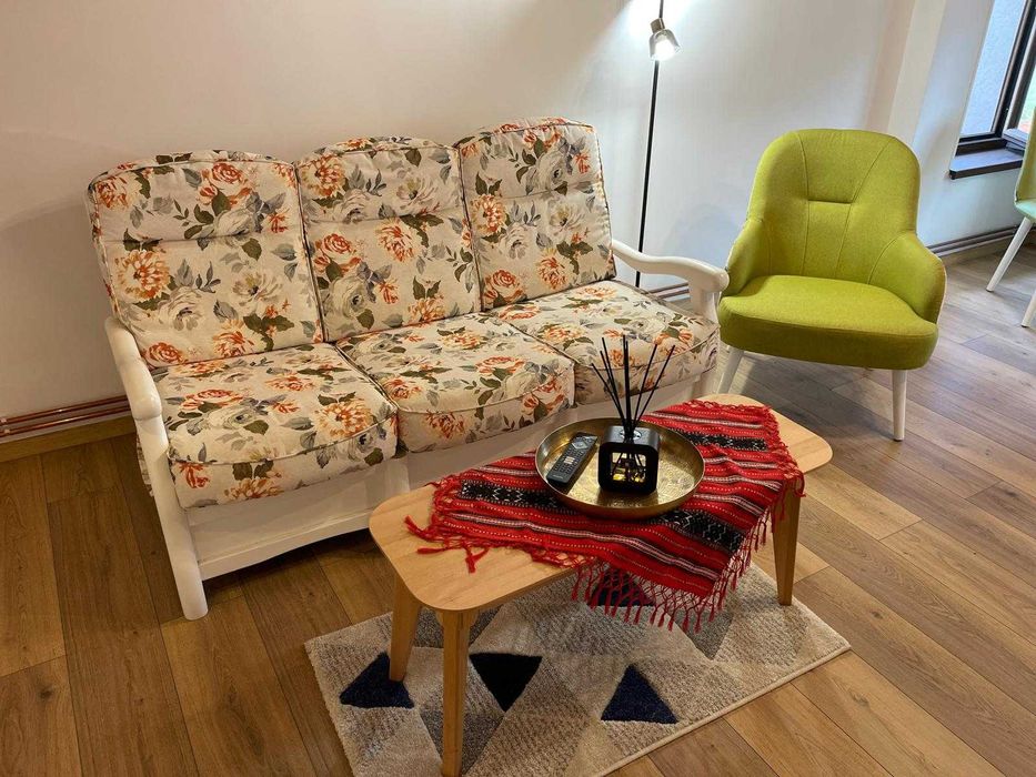 Mobila Dalin/ canapea 3 locuri extensibila/ fotoliu/ nota 10/10