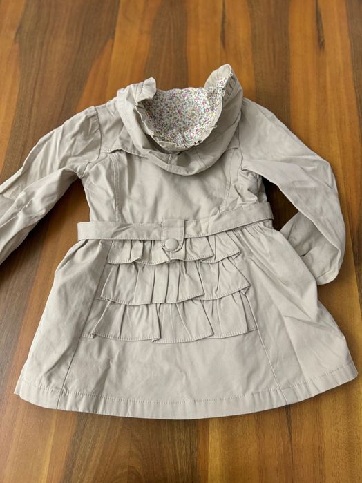 Плащ, тренч, куртка на девочку 2/4 года