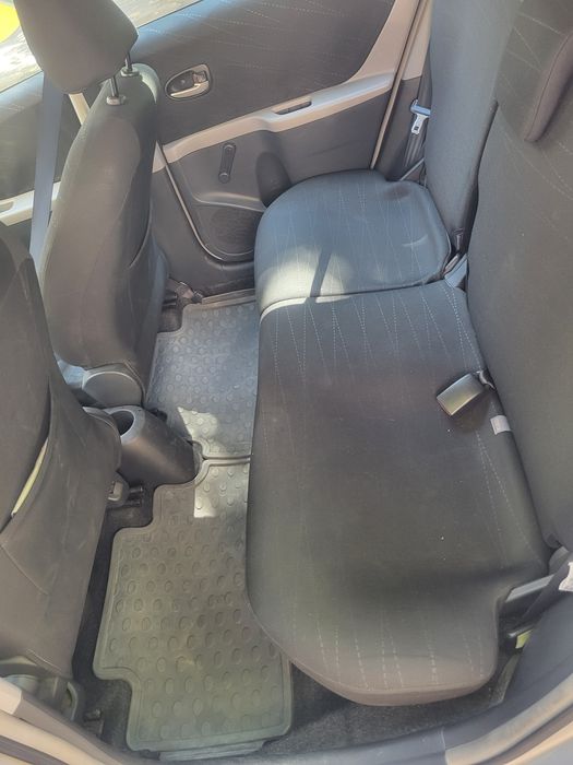 Toyota yaris 2008