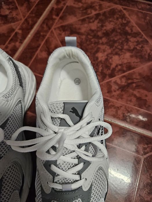 Adidași k noi mr 37