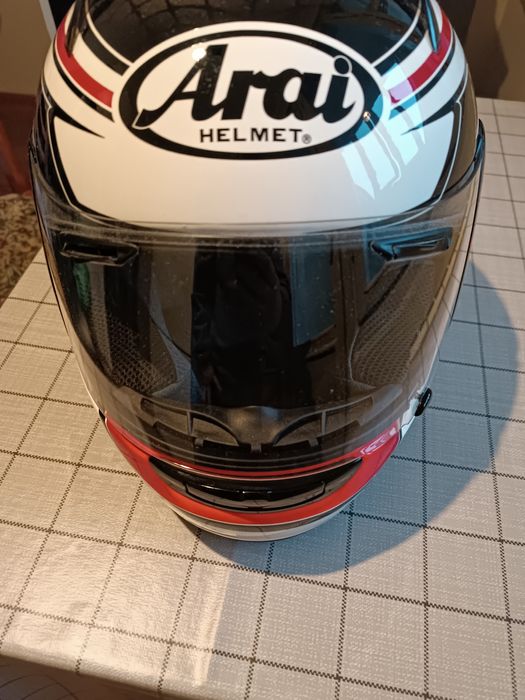 Продам Мотошле ARAI