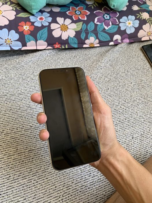 Iphone 11 ikta yaxshi holatda