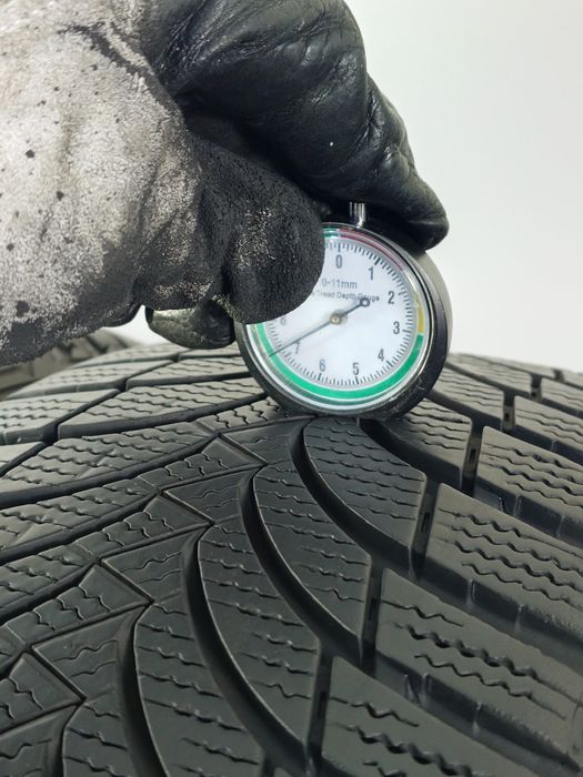 Set 205/55R16 Nexen 7mm stare foarte buna
