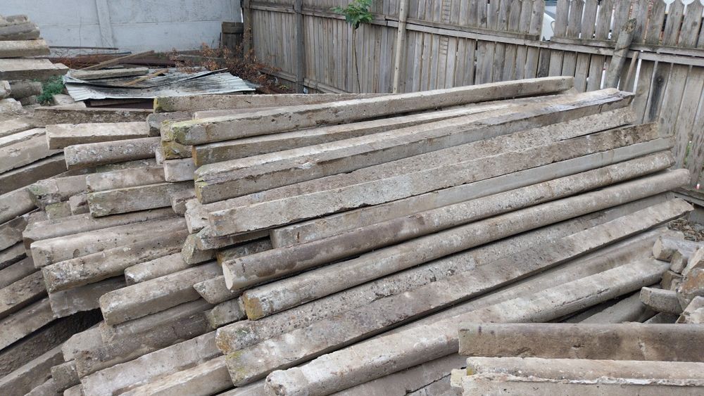 Șpalieri metalici și de beton de vânzare cu transport la tine acasă