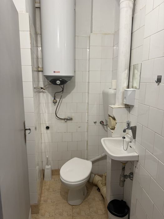 Дава се под наем Четиристаен апартамент в Казанлък - 120 кв.м за 331.5 € - Снимка #3