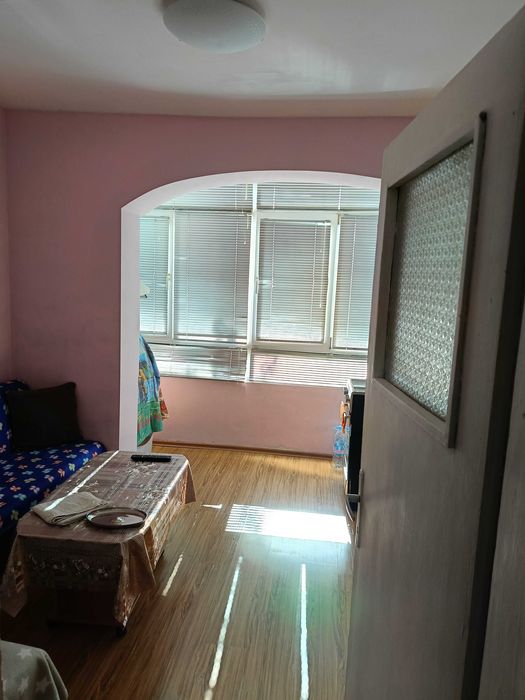 Продава се Двустаен апартамент в Плевен, 9-ти квартал - 54 кв.м за 1334 €/кв.м - Снимка #6