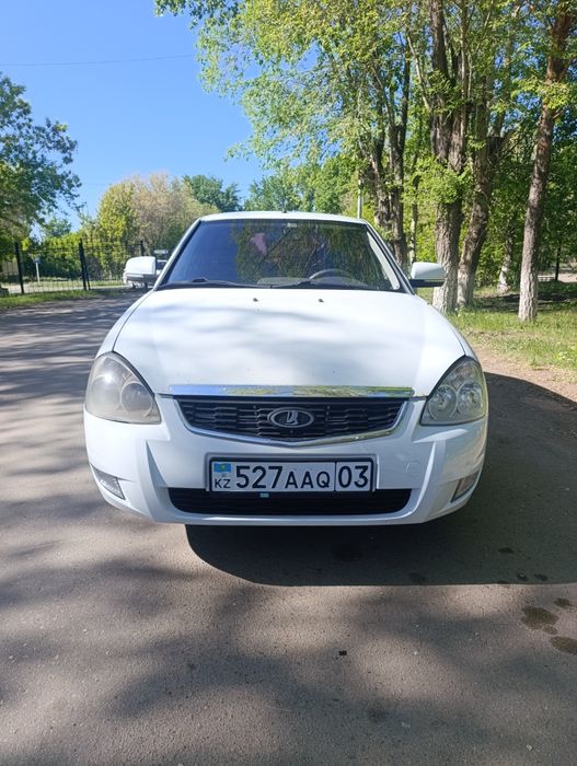 Продам автомобиль Лада приора