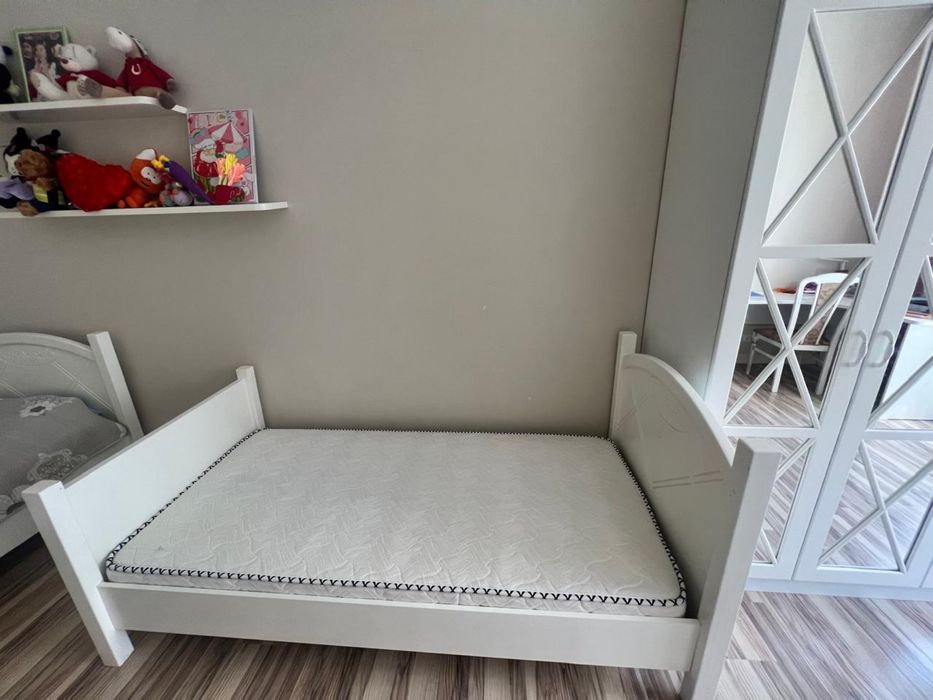 Квровать односпальная