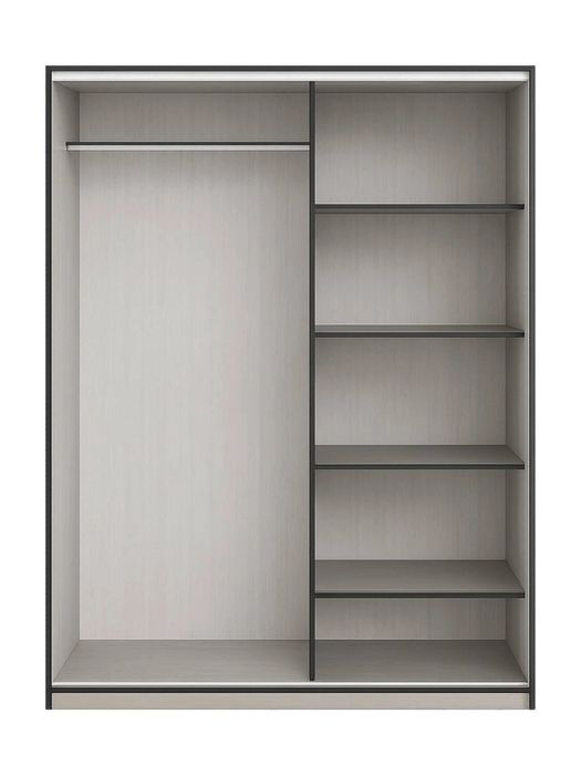 Shkaf kupe va antersolli.