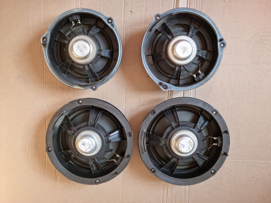 Boxa spate Audi A4 B8 A5 Q5
