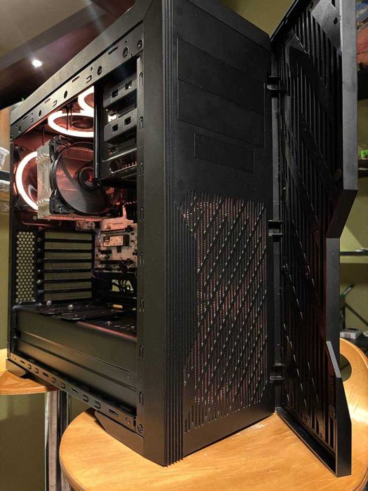 Продавам ПК i5-6600, DDR4 32GB, SSD m2 512GB, 650W