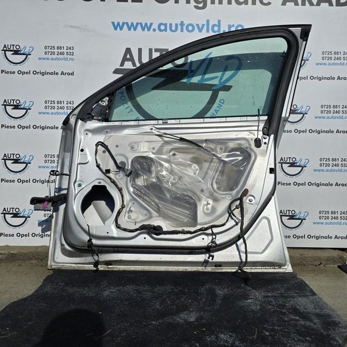 Portiera usa Z176 dreapta fata Opel Insignia A
