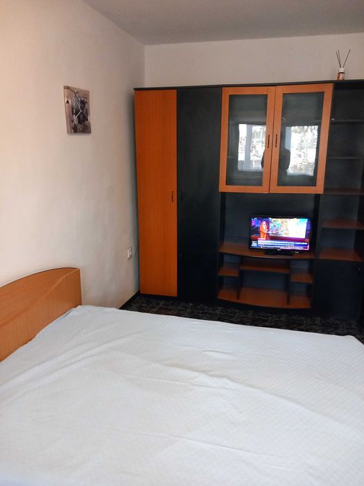 Inchiriez garsoniera  in Braila laga liceul Pedagocic pe strada Hipodrom
