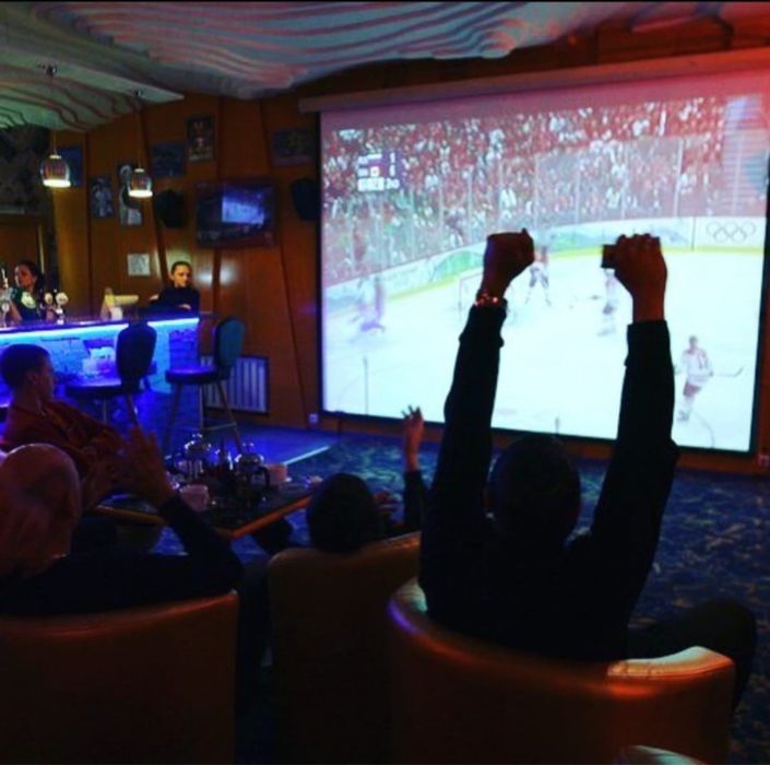 Аренда ПРОЕКТОРА с ЭКРАНОМ Прокат Слайд шоу Видео Монтаж