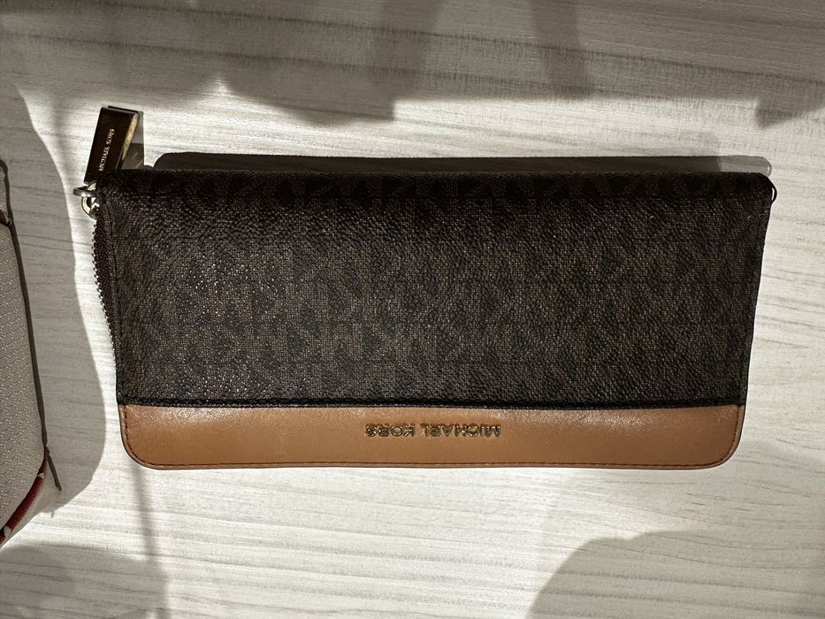 Портмоне Michael Kors и Furla