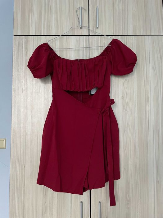 Чисто нов червен гащеризон Trendyol