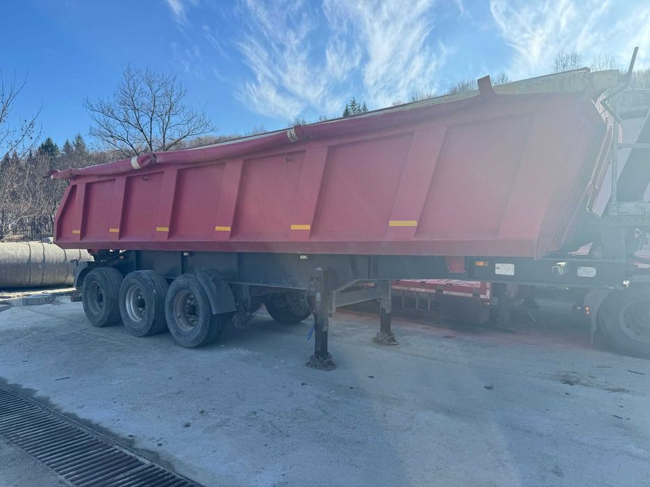 Semiremorca basculabila UMM