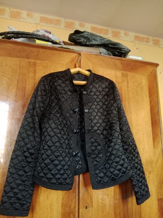 Продам пальто, куртки,плащ