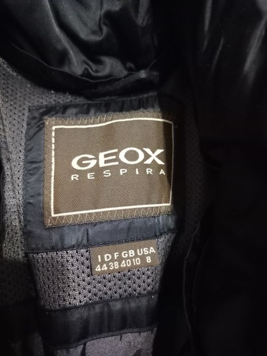 Продам пуховик Geox
